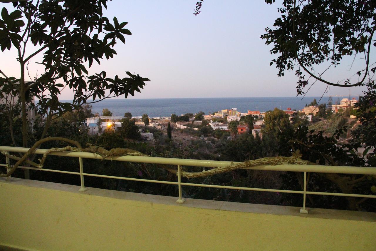 Luna Motel Naqoura Buitenkant foto