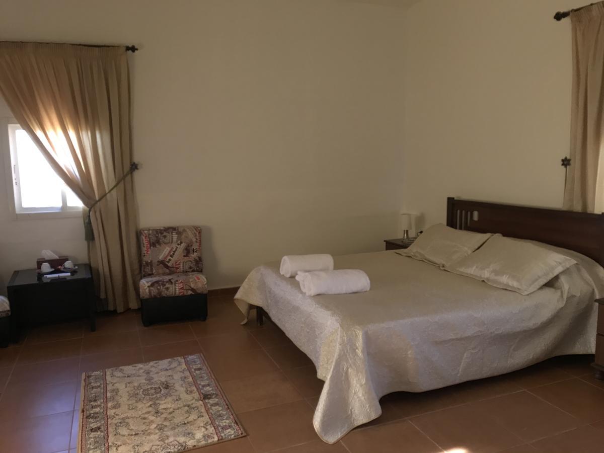 Luna Motel Naqoura Buitenkant foto