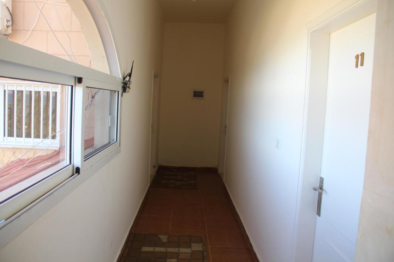 Luna Motel Naqoura Buitenkant foto
