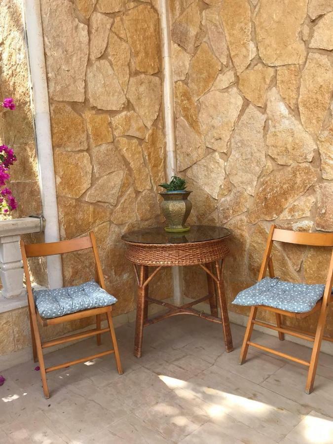 Luna Motel Naqoura Buitenkant foto