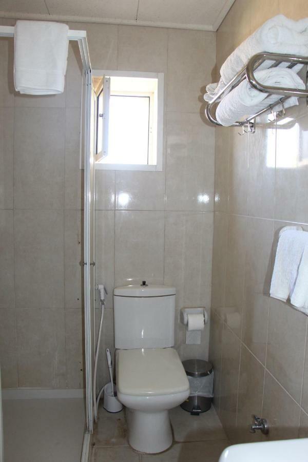 Luna Motel Naqoura Buitenkant foto